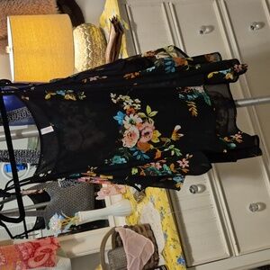 NWOT Foral layered blouse Tie Spaghetti Strap With Short